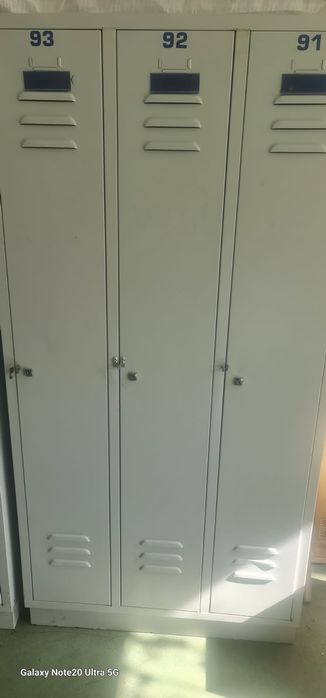 Vand vestiare metalice
