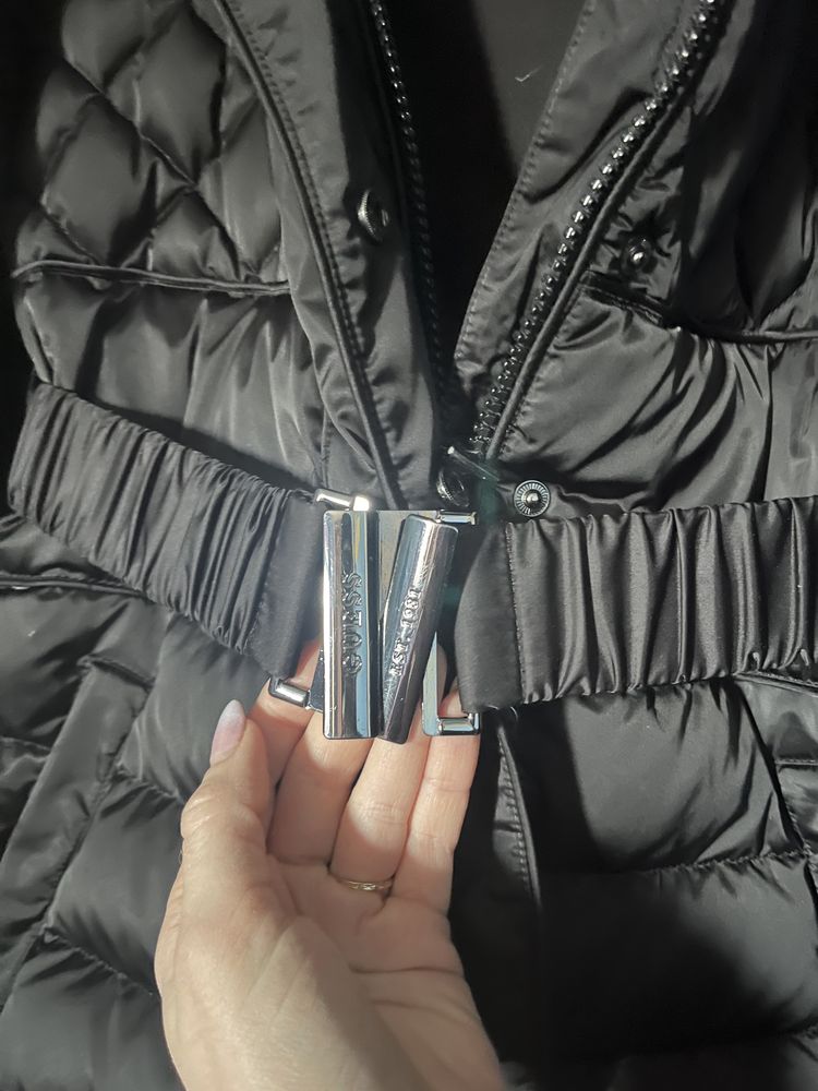 Зимно яке Guess