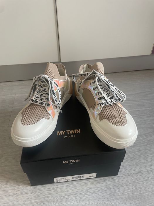 Маратонки Twinset 36 номер