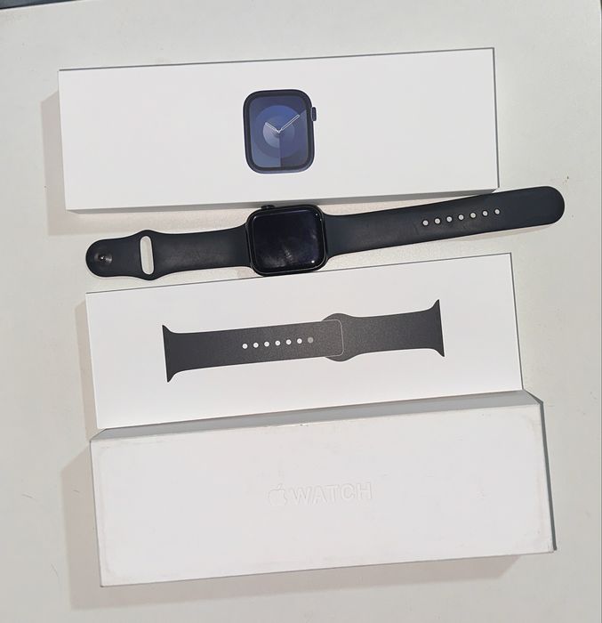 Продам часы Apple watch  series 9, 45 mm