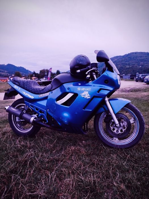 Vând sau schimb Suzuki gsx 600