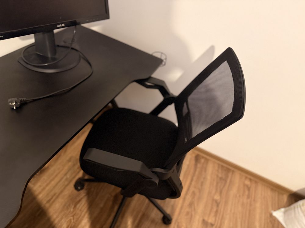 Vand birou gaming +scaun gaming
