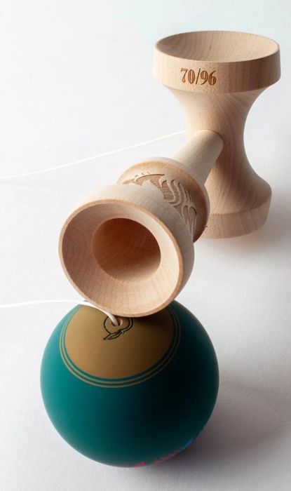 Kendama X Sweets - CENTENNIAL - Legend Shape