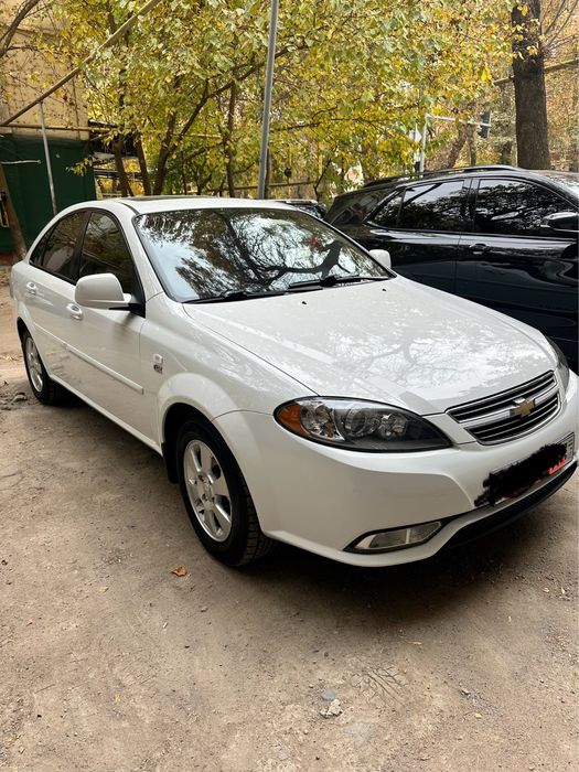 Гентра 2022 сотилади