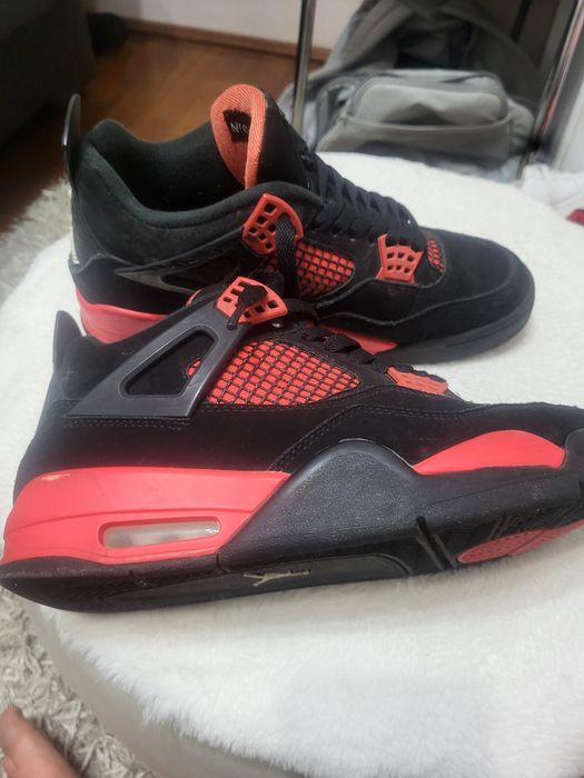 Jordan 4  Red thunder