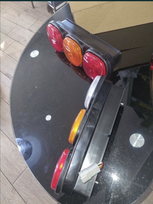 Lampi telehander jcb si altele