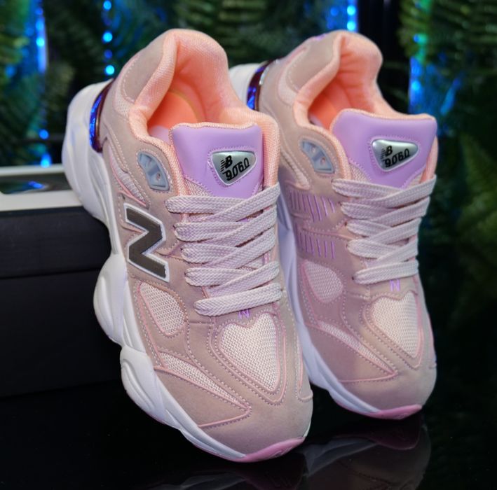 Маратонки New Balance 9060 (36-40) Розово