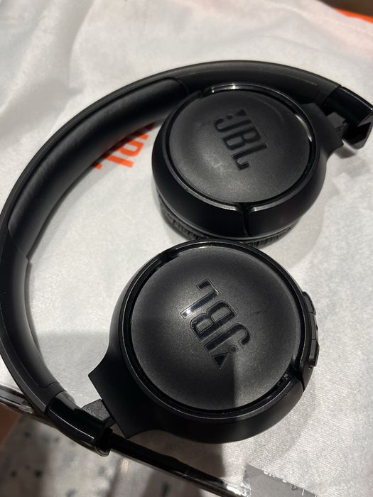 Наушники JBL 520BT