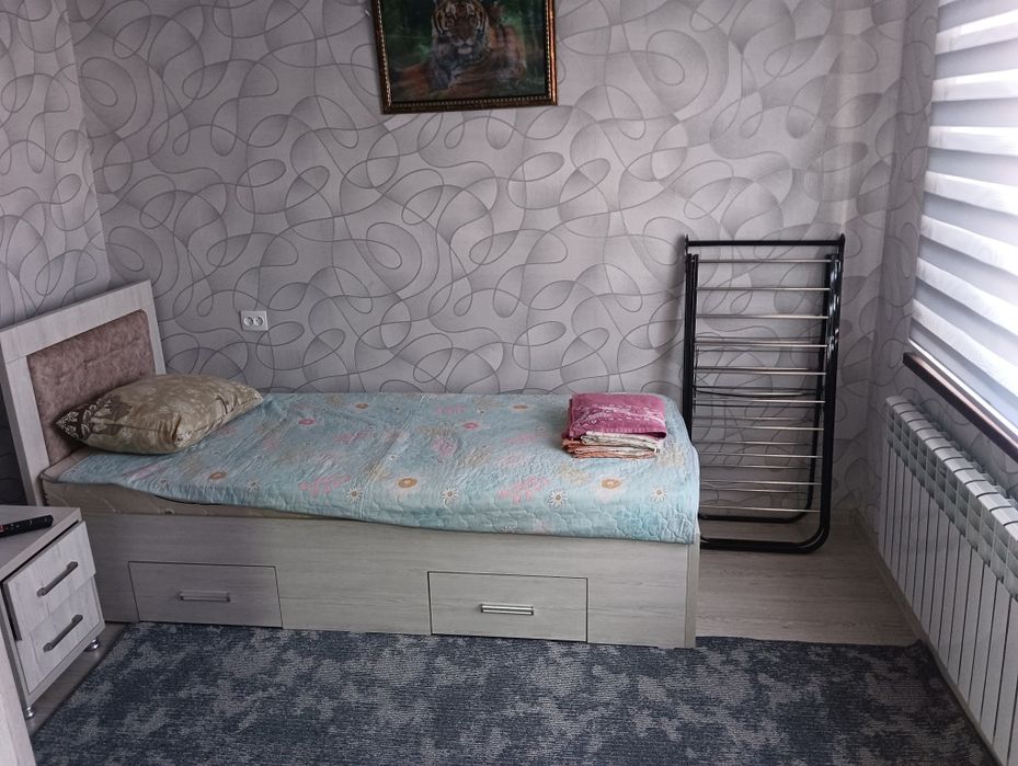 Продается 1-комнатная квартира,переделанная в 2-комнатную