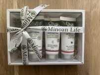 Set crema de maini, unt de corp si gel dupa plaja