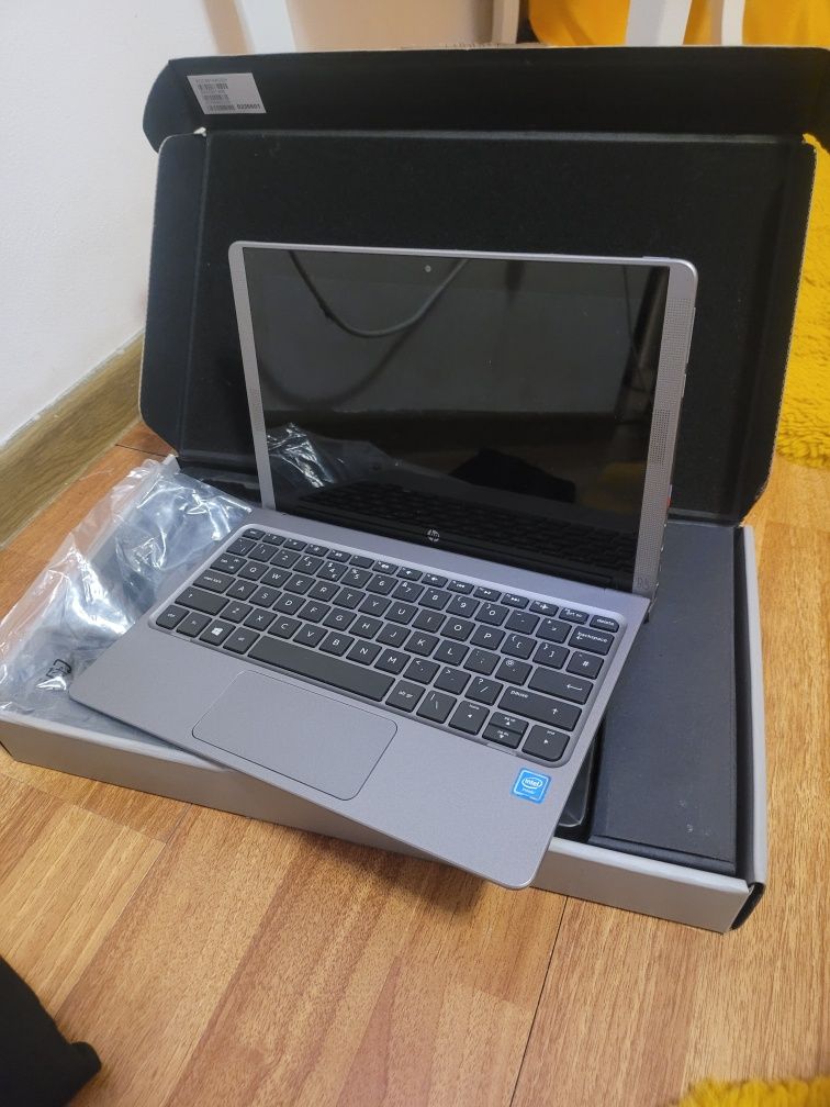 Laptop HP detasabil