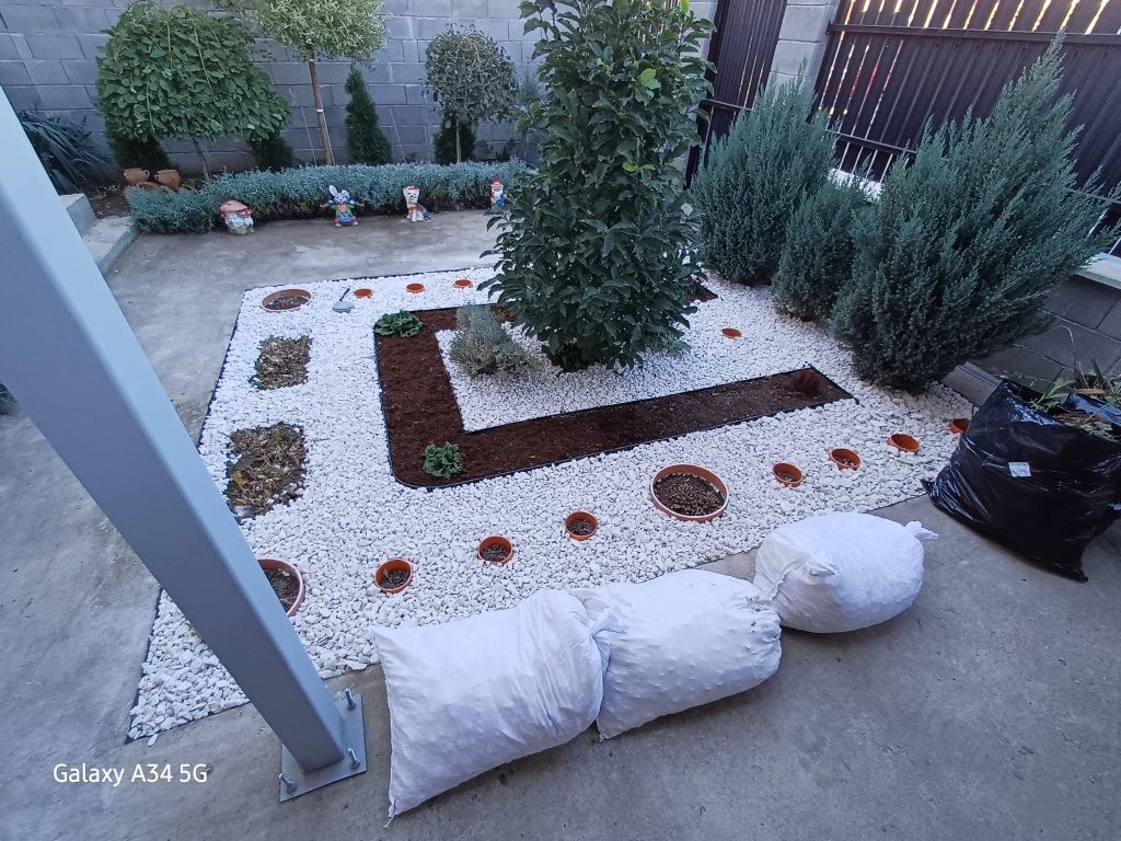 PROPRIETAR,  vand jumatate de duplex.