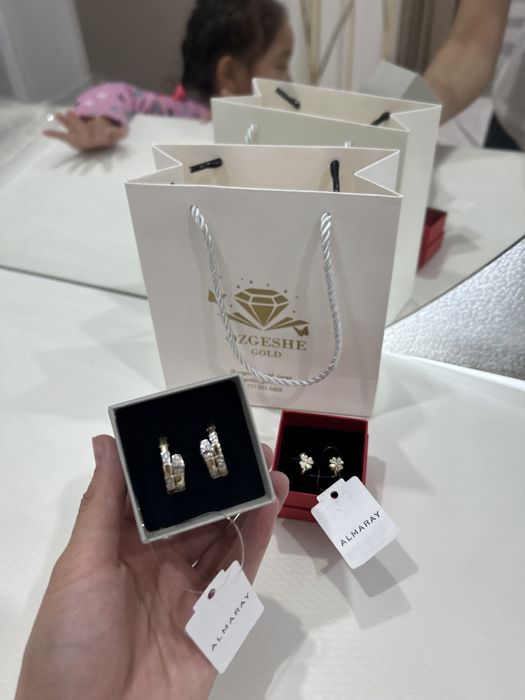 Продам золото италия