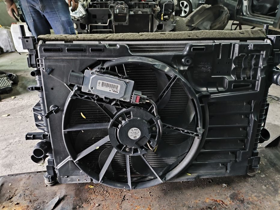 Радиатори/Перка с дифузьор за For Kuga 2.0tdci