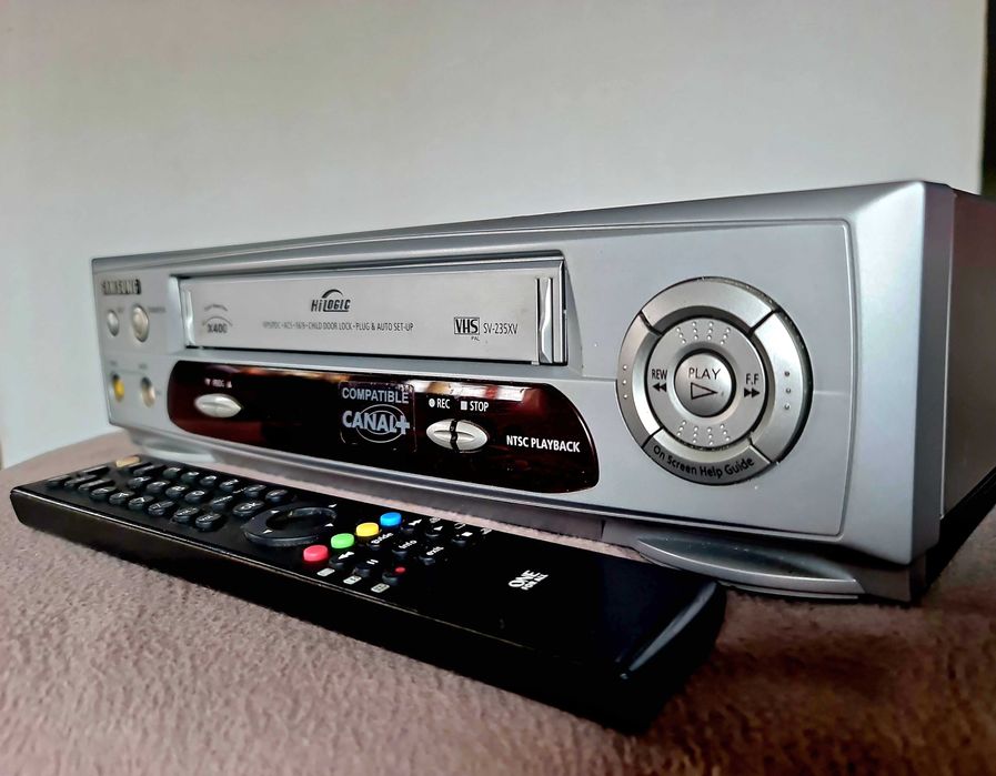 Video recorder SAMSUNG. Perfect funcțional.