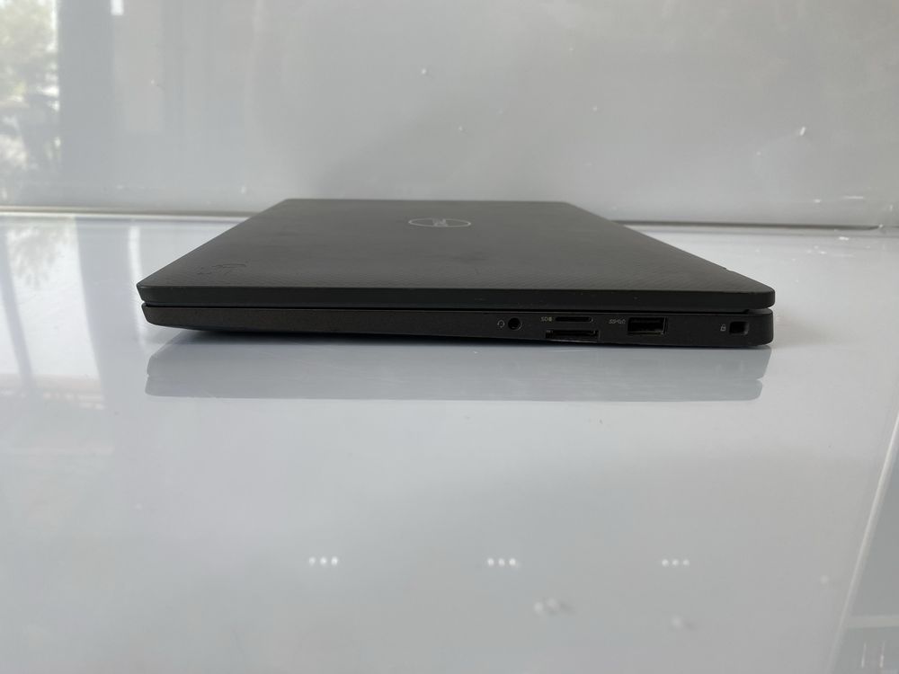 Dell Carbon core i5 8 gen