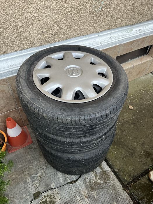 Jante cu anvelope R15 4x100