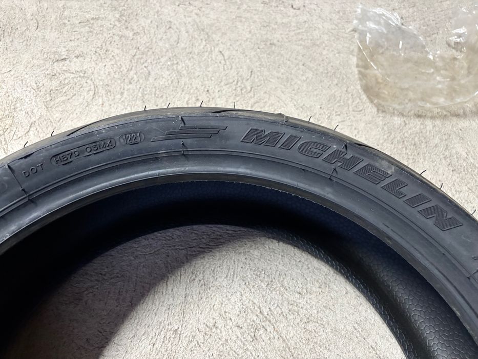 Задна гума Michelin Pilot Power 180/55/17 DOT 1221
