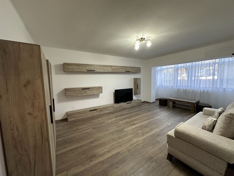 Inchiriez apartament 2 camera 68mp