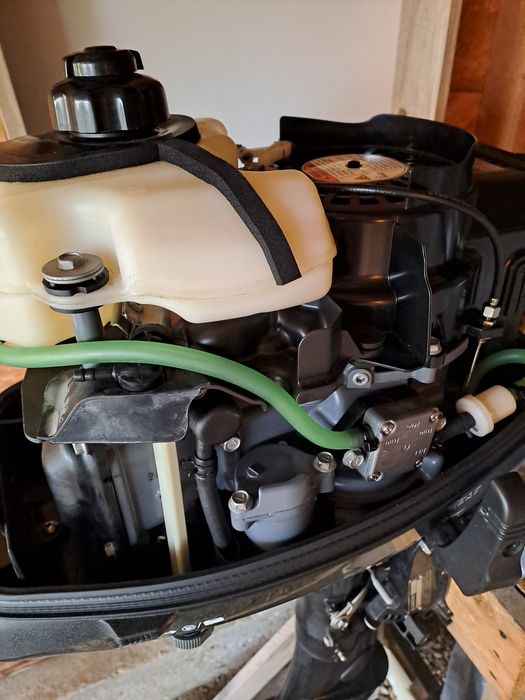Suzuki 6 hp df6AS