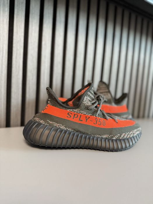 Yeezy 350 Carbon Beluga