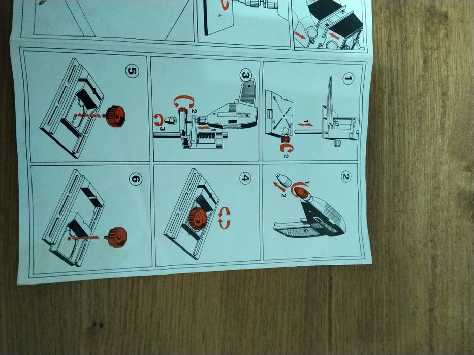 Продавам  детска играчка бормашина със стойка Piko hobby SM3 / 12 V