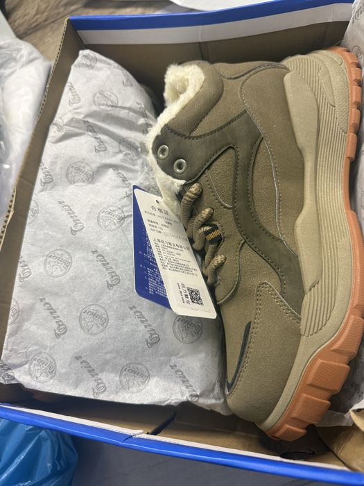 В наличии утепленные ботинки мужские