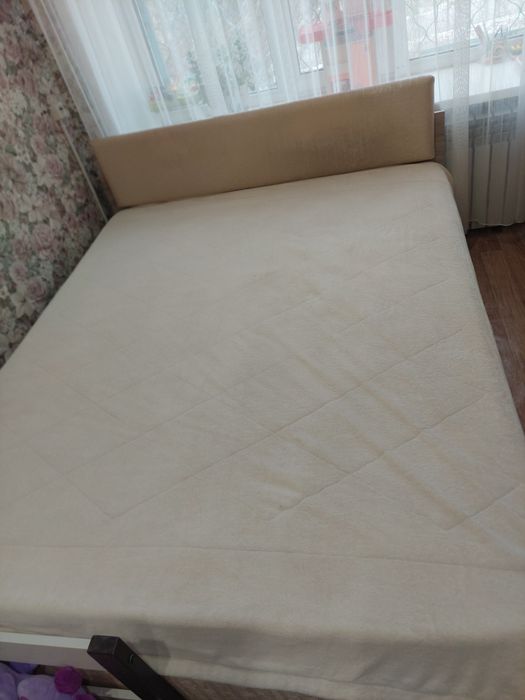 Кровать двухспальная