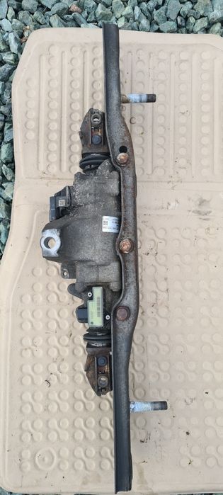 Caseta directie spate bmw f10 f01