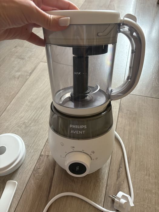 Уред за готвене на пара на Philips Avent в гаранция