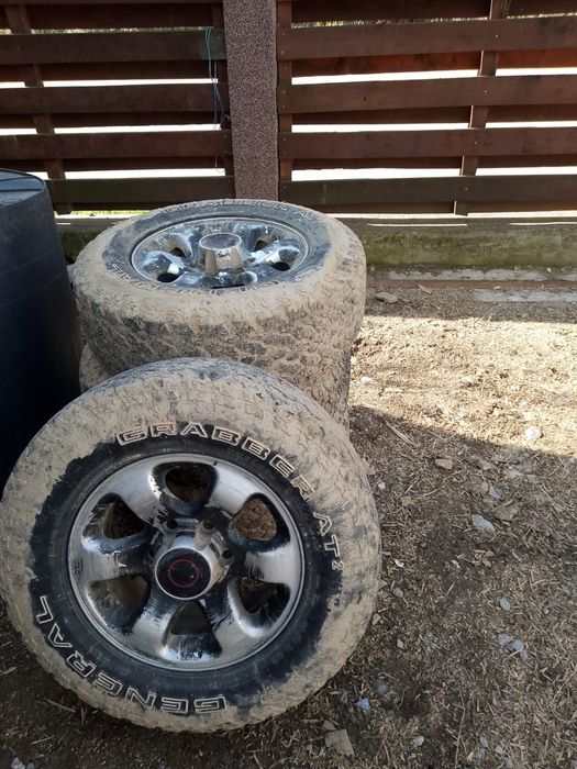 Vând genti de aliaj cu cauciucuri Opel frontera