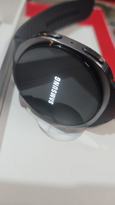 Samsung Watch 8-Чисто нов!!!