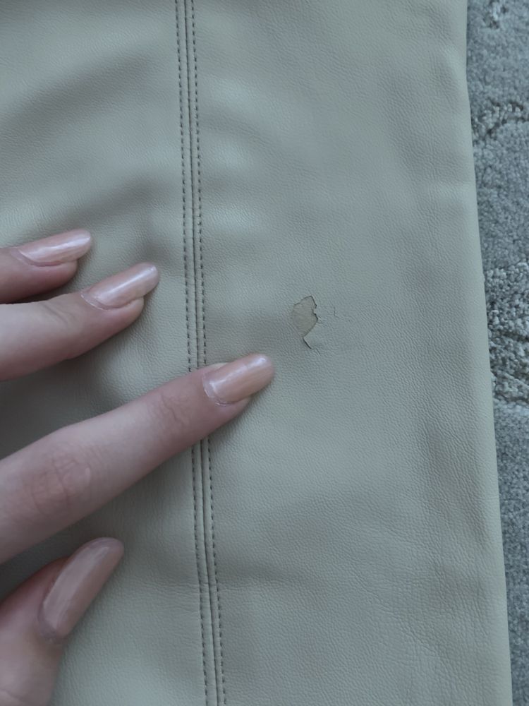 Pantaloni Zara de piele ecologica
