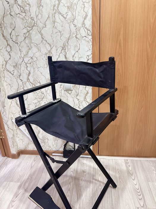 Продам стул для визажиста