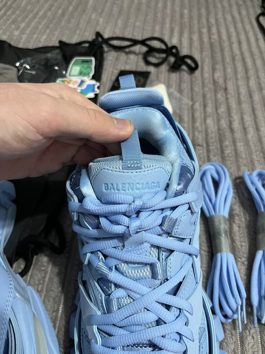 Balenciaga track led baby blue marimea 40 noi cu eticheta
