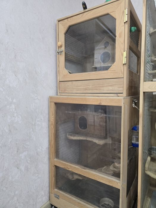 Продам клетки б/у