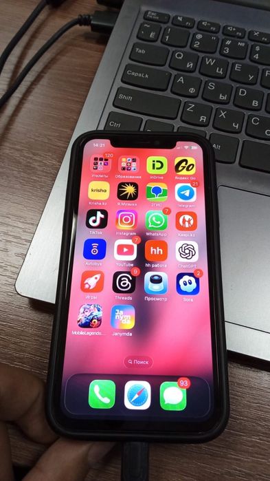 Айфон 11 про 78акк