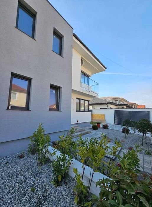 Casa de vanzare cartier Nufarul/construcție noua