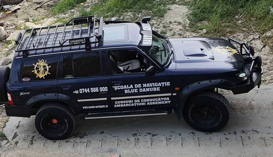 Autoturism Nissan Patrol Y61 - pentru dezmembrare