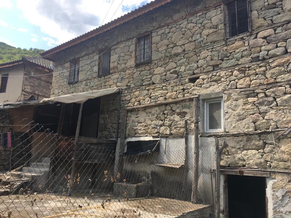 Продава се къща в с. Ненково общ. Кърджали