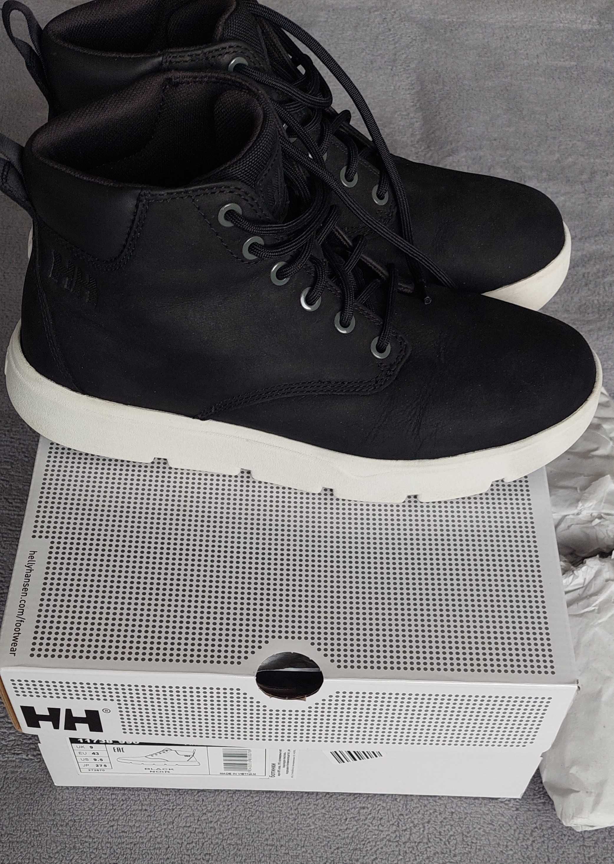 Зимни обувки Helly Hansen - номер 43