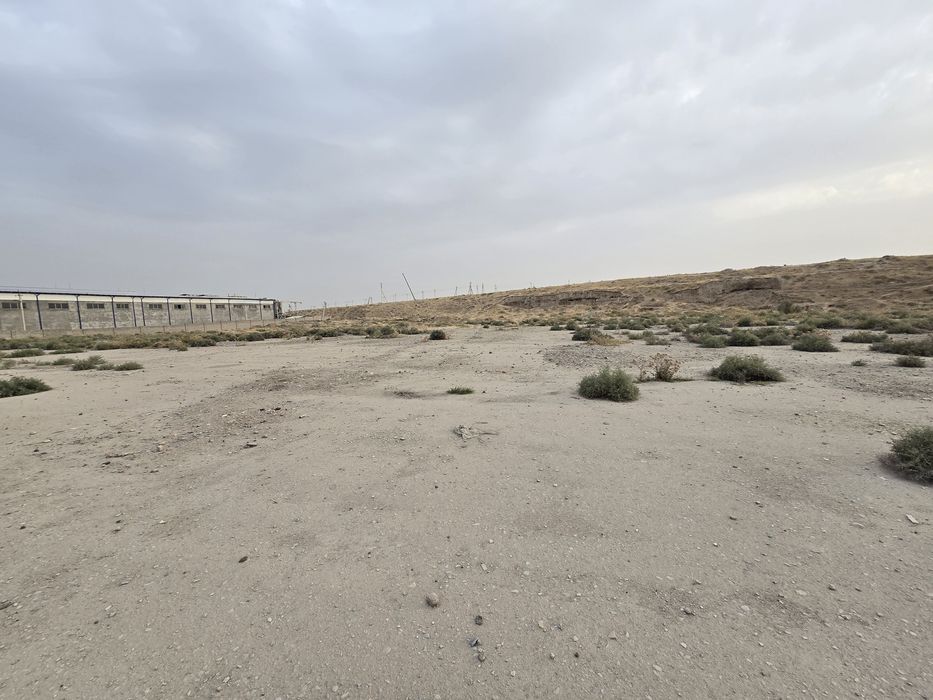 Нотурар ишлаб чикариш Супер срочно 121-соток  кадастр