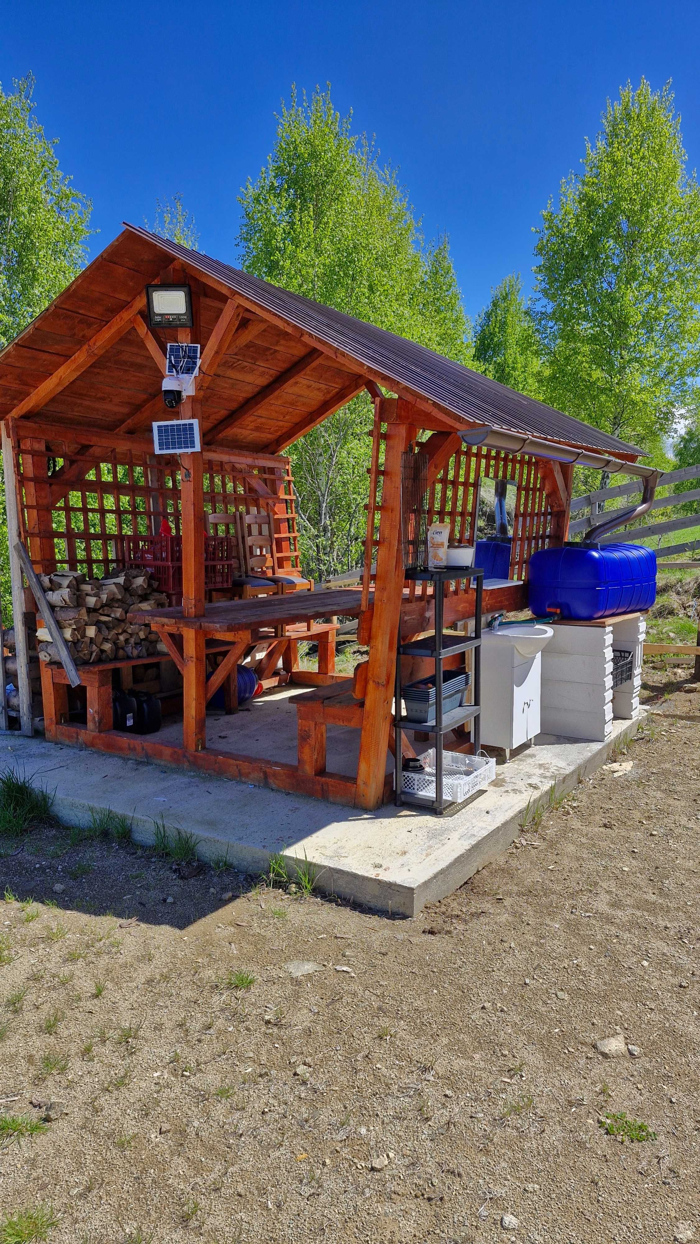 Teren cu cabana si anexe 40 km de cluj