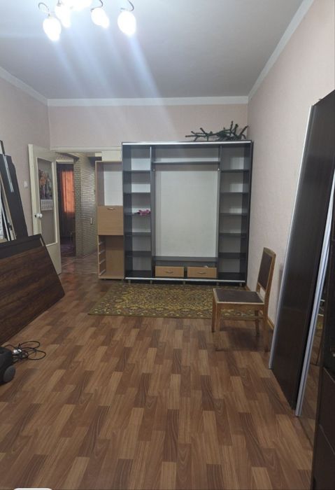 2/4/5 якасарайский район массив кушбеги с двумя балконами 2 на 3