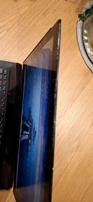 Лаптоп Lenovo Y700-15isk Intel i7-6700 HQ 2.60GHZ 15.6 FULL HD Nvidia