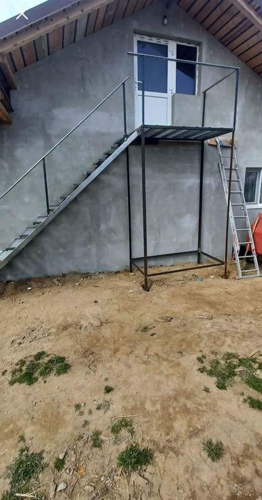 Scara metalica zincata exterioara pt  casa , beci și incendiu ISU