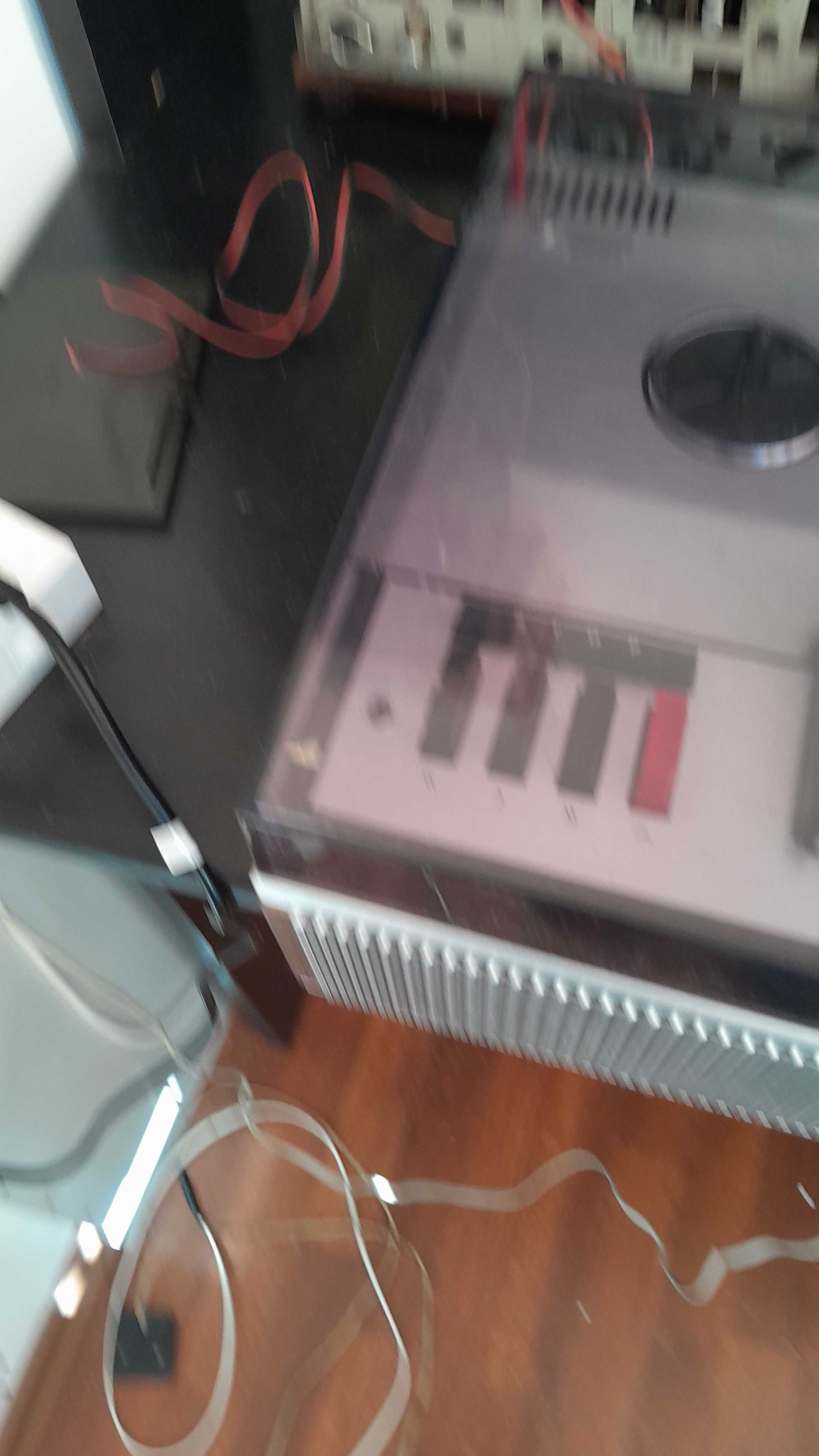 Vând telefunken de luxe 201