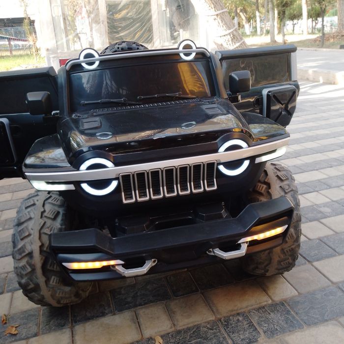 Yangi mashina sotiladi