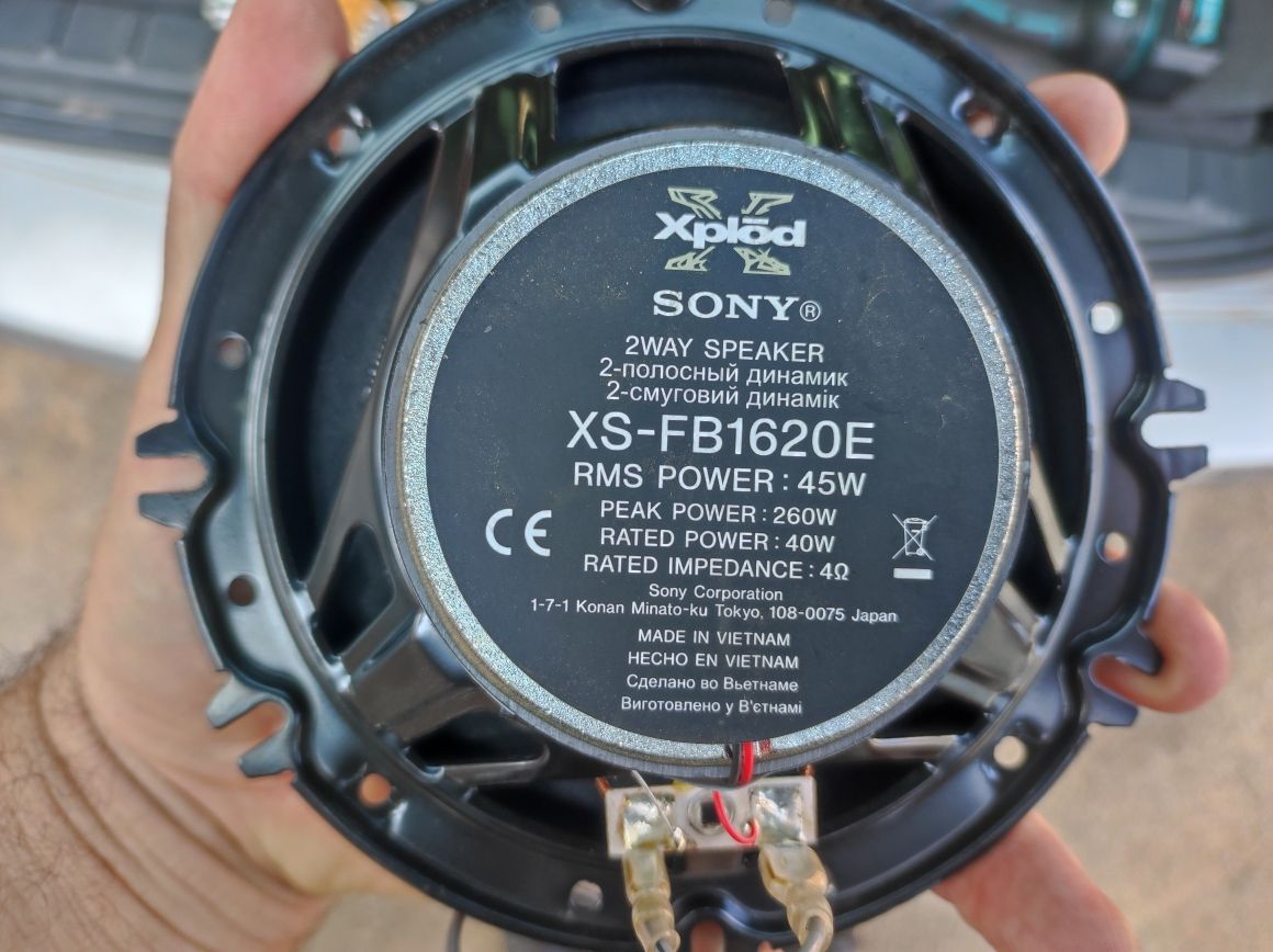 Авто говорители-16см.SONY