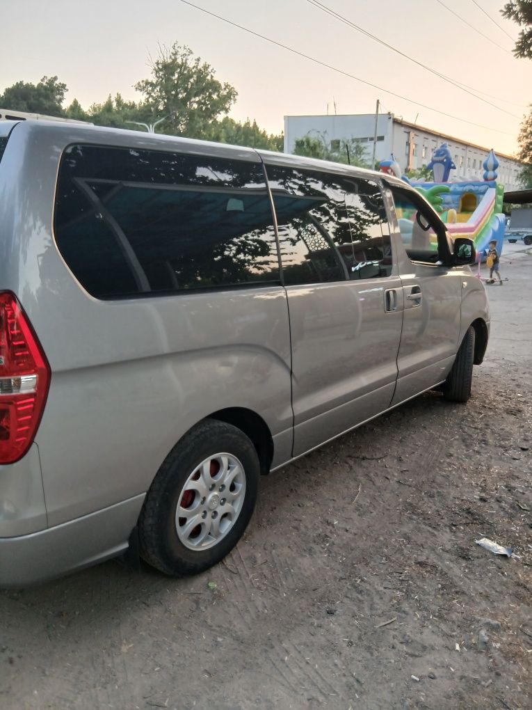 Срочно продаётся- Hyunday Starx Grand H-1